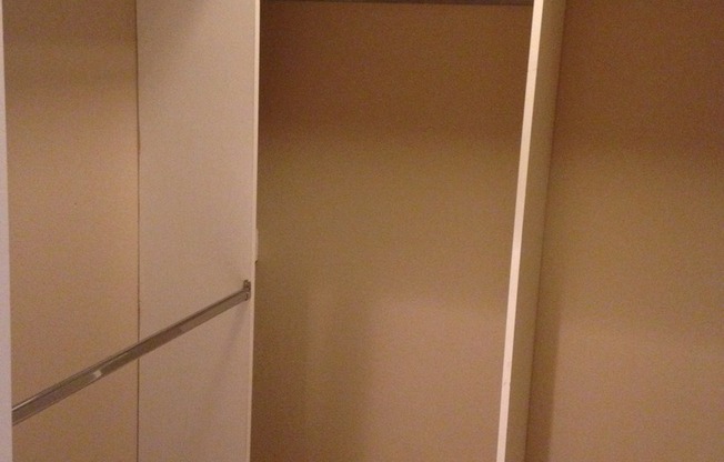 2 beds, 2 baths, 901 sqft, $3,695, Unit 204 P