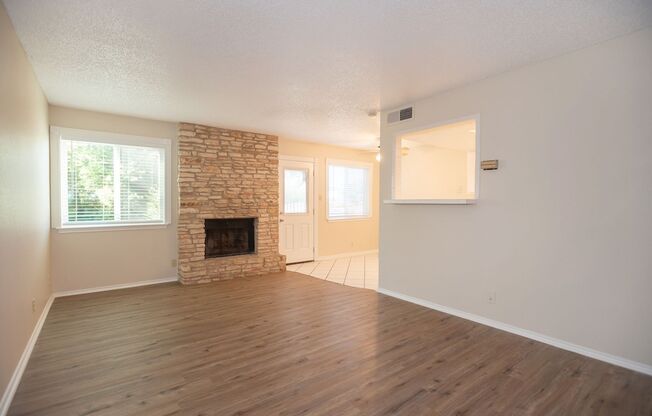 921 CHISHOLM CV