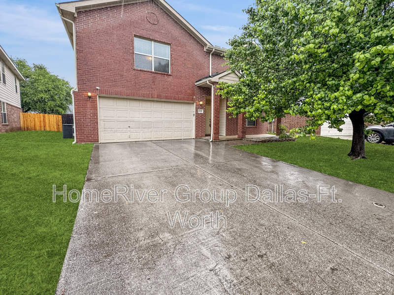 4881 TRL HOLW DR