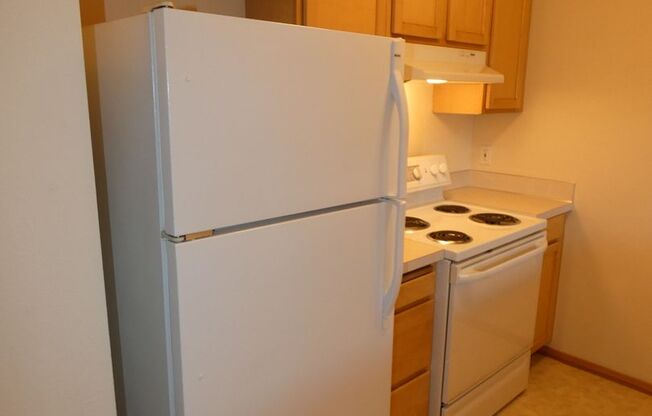 2 beds, 1 bath, $1,500, Unit Unit 12