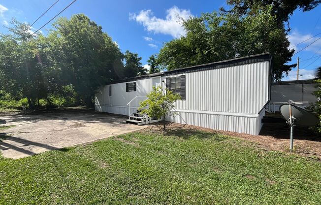 Colony Oaks Mobile Home Park