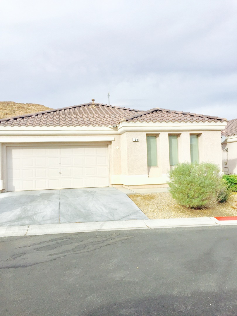 Lovely Rhodes Ranch Home