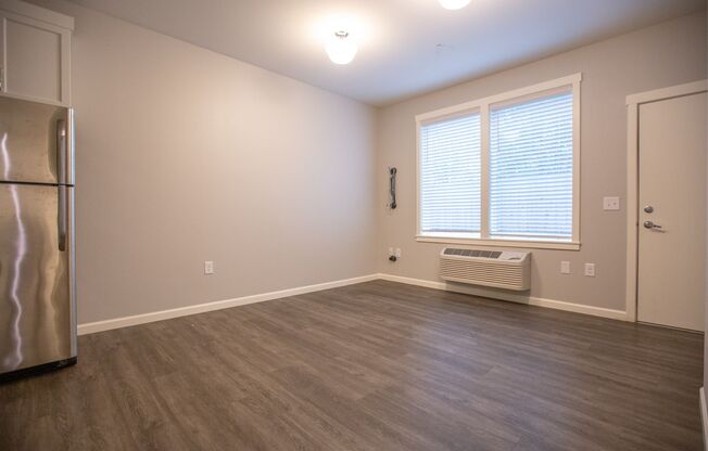 Greenwich 12 Plex