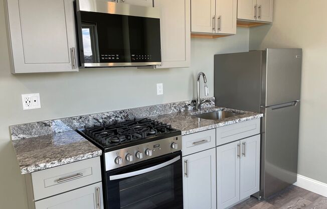 2 beds, 1 bath, 573 sqft, $2,650, Unit 510