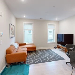 1 bed, 1 bath, 700 sqft, $3,425, Unit 306