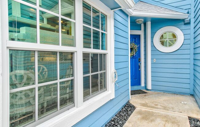 Lovely Beach Home In a Park-Like Community *Short Term-Seasonal Rental* *2025 Availability*