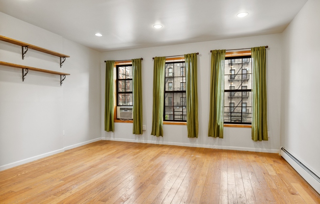 530 W 175 ST