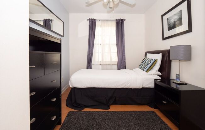 2 beds, 1 bath, 750 sqft, $1,795, Unit C305