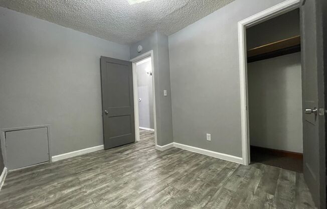 3 beds, 1 bath, $1,050