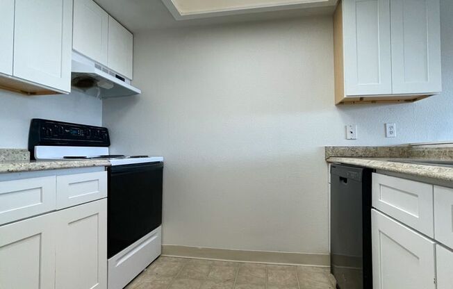 2 beds, 2 baths, 1,032 sqft, $2,140, Unit 1