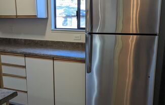 2 beds, 1 bath, 830 sqft, $1,950, Unit F301