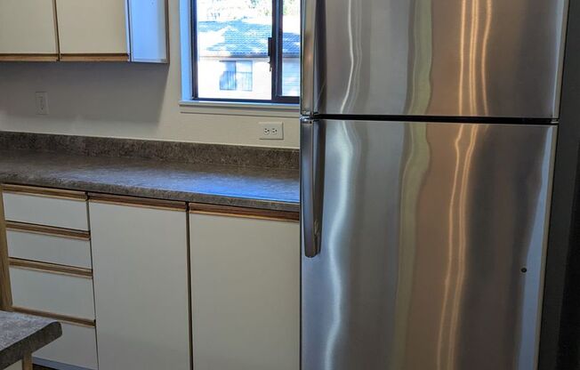 2 beds, 1 bath, 830 sqft, $2,000, Unit F301