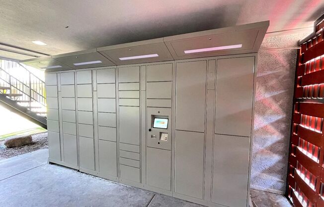 Studio, 1 bath, 300 sqft, $699, Unit 336