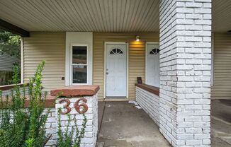 2 beds, 2 baths, $1,250, Unit 36 Linwood