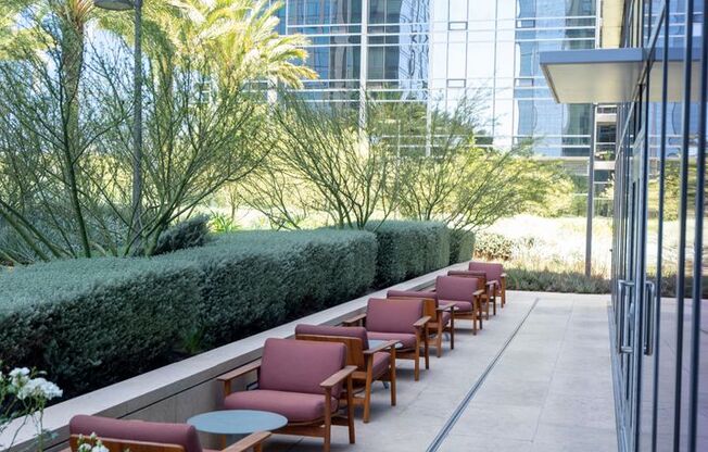 Studio, 1 bath, $2,195