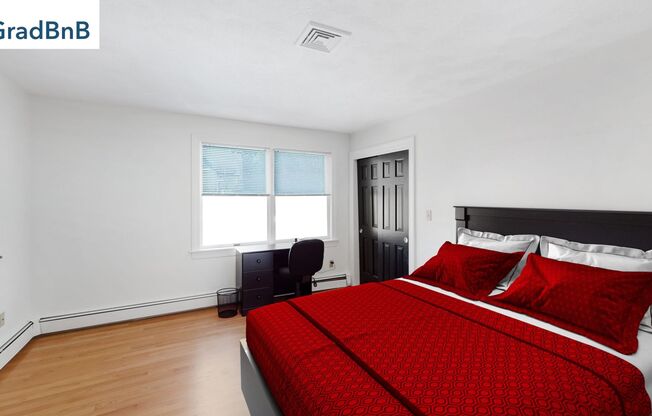 7 beds, 4 baths, $1,500, Unit 655 South Street - A