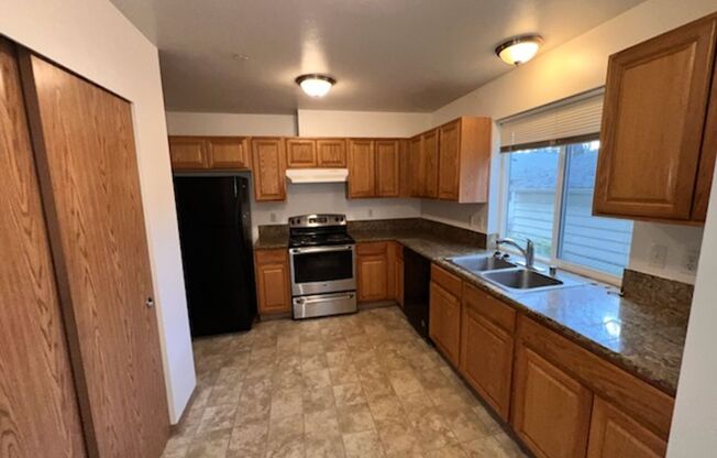 8948 Gravelly LK DR SW