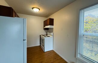 1 bed, 1 bath, $995, Unit Unit 301