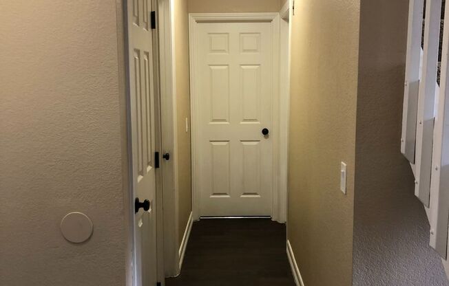 2 beds, 2 baths, 900 sqft, $2,800, Unit 416