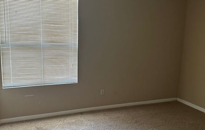 2 beds, 2 baths, $1,100, Unit # # 93 904 UO 93
