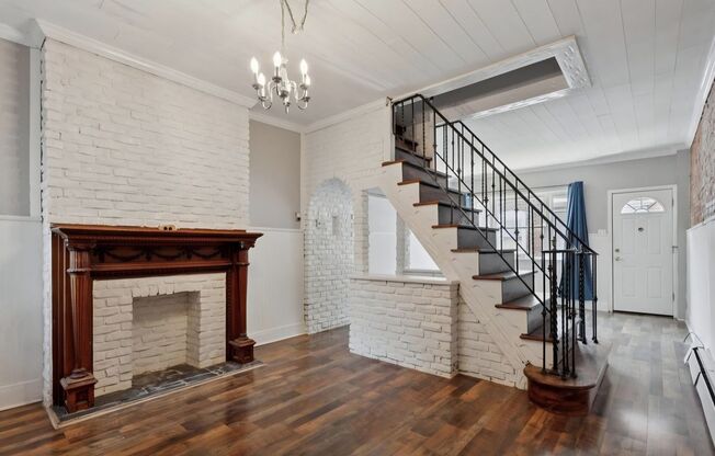 2 beds, 1 bath, $1,500