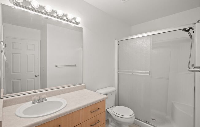 Recently updated 3 bedroom, 2.5 bath Townhouse in Beaverton