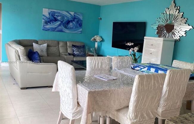 740 NE 179TH TER MIAMI, FL 33162