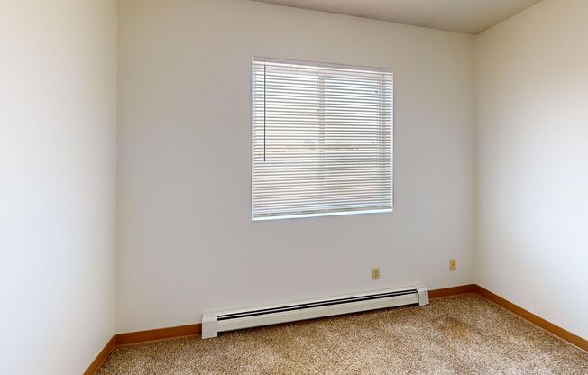 2 beds, 1 bath, 888 sqft, $1,040, Unit 1704-310