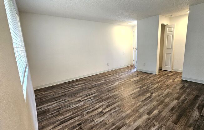 2 beds, 1 bath, 800 sqft, $1,525