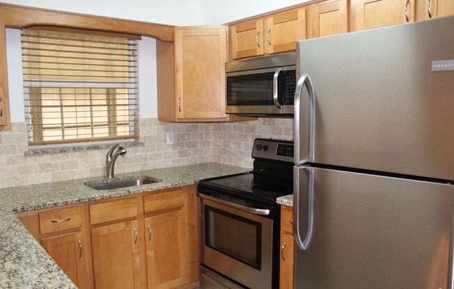Half duplex close to the beach!
