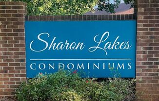 1 bedroom/ 1 bathroom condo for ONLY $1050.00 * Move in Special*