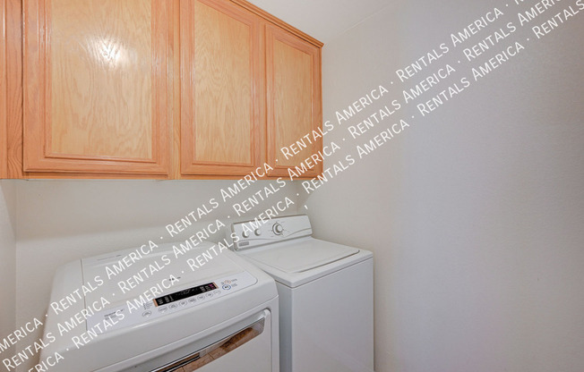 201 SANDHILL CRANE AVE
