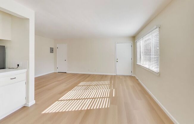 1549 San Carlos Avenue Unit 06