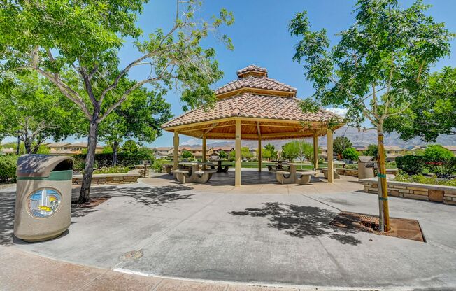 3 beds, 2 baths, $1,795