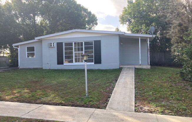 2 Bed 1 Bath Home With Fenced Yard Pet Friendly 1ST MONTH FREE LIMITED TIME OFFER