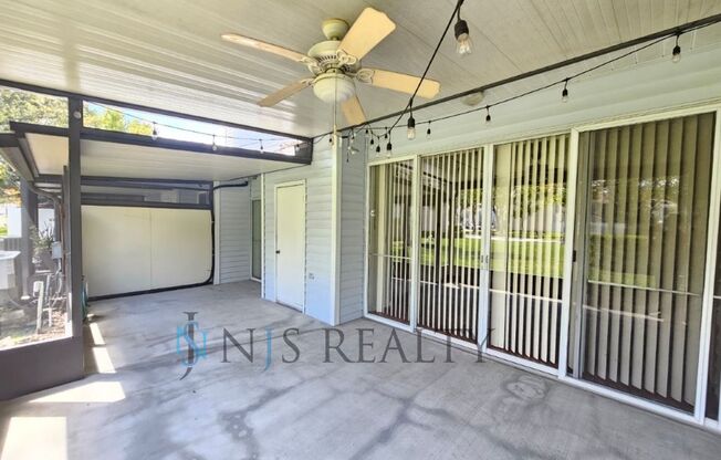 LOCATION LOCATION! 2/2 1234 Sq. Ft. with HUGE living room, community pool, indoor laundry and giant screen porch!!