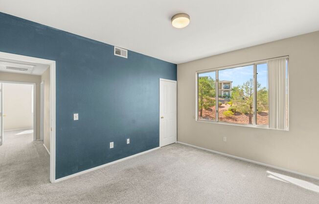 2 beds, 2 baths, $1,595, Unit # 822