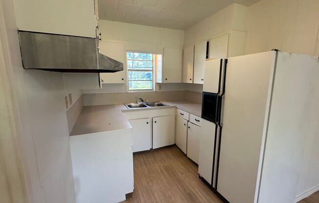 COMING SOON -- 2-bedroom, 1 bathroom Apartment Available in Rayne!