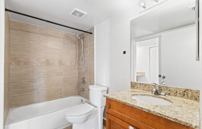 2 beds, 1 bath, 1,015 sqft, $2,050, Unit 09 - 912