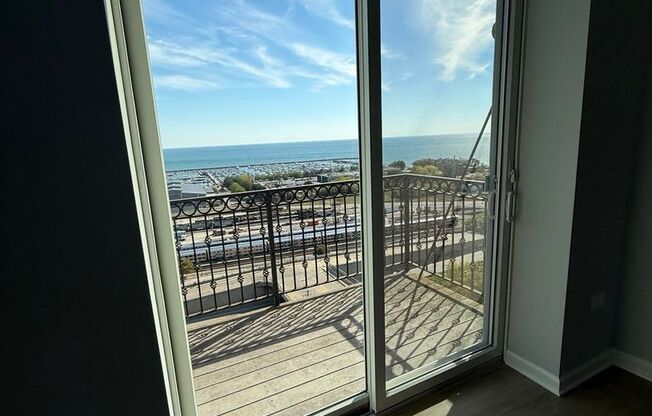 1 bed, 1 bath, 550 sqft, $1,450, Unit 1105