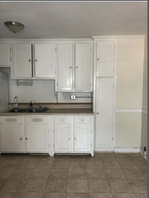 55 HODGES AVE