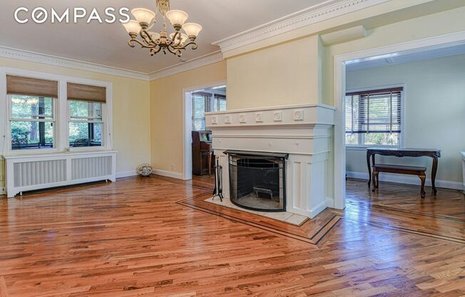 94 HART BLVD