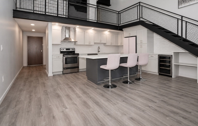 950 BROADWAY