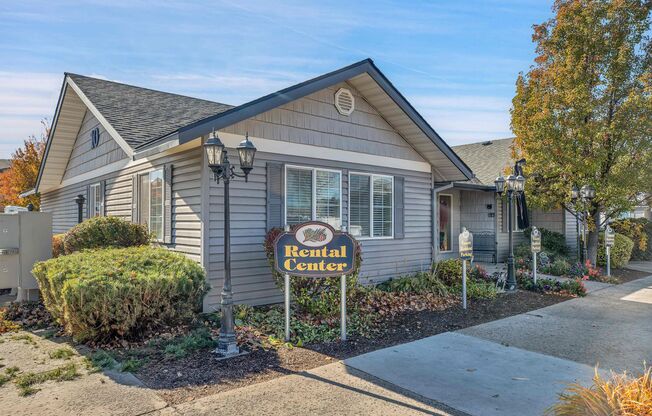 1,2,3-bedroom apartment homes close to everything!