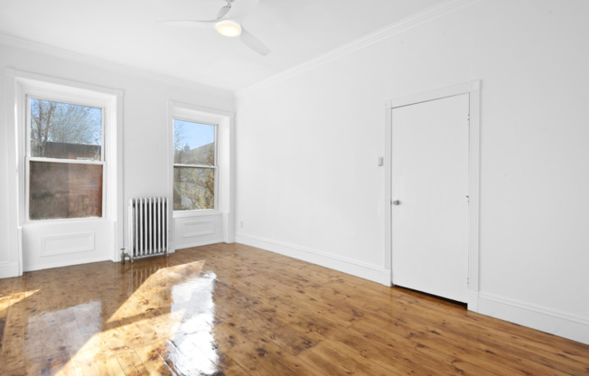 697 HANCOCK ST