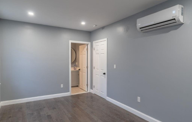 9 SEVIER ST
