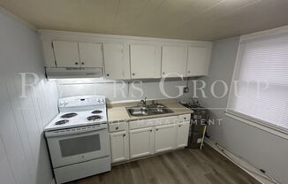 2 beds, 1 bath, $795