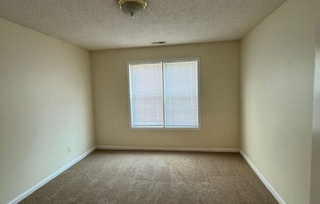 2 beds, 2 baths, $1,550