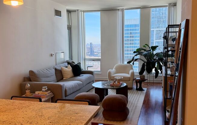 1 bed, 1 bath, $2,350, Unit UNIT 1812