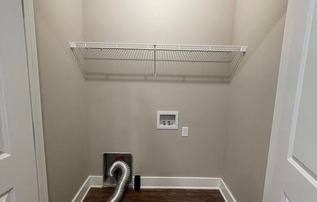 1 bed, 1 bath, 725 sqft, $890, Unit 622